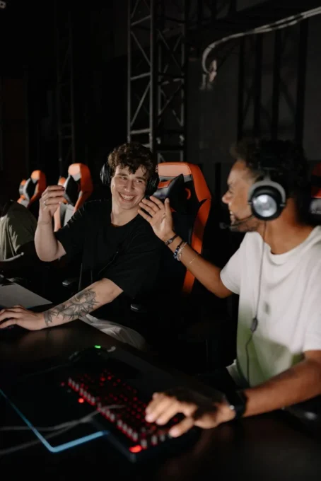 Periféricos que turbinam seu notebook gamer em 2025